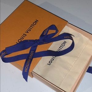 Louis Vuitton Small Box with Bow & Wallet Sleeper